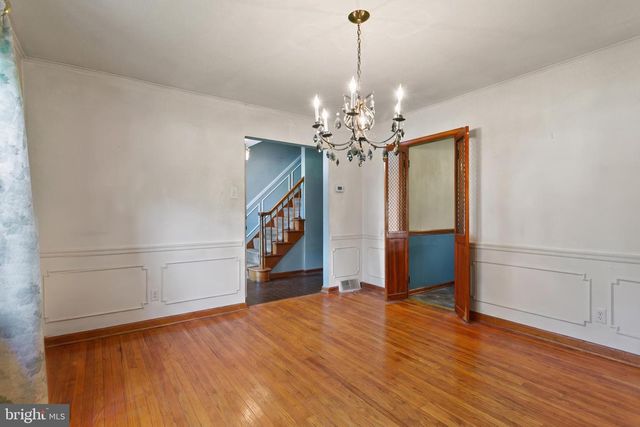 2015 KERWOOD DR, Broomall, PA 19008