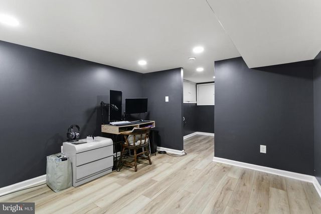 2015 KERWOOD DR, Broomall, PA 19008