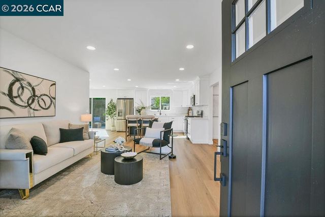 4395 Cabrilho Dr, Martinez, CA 94553