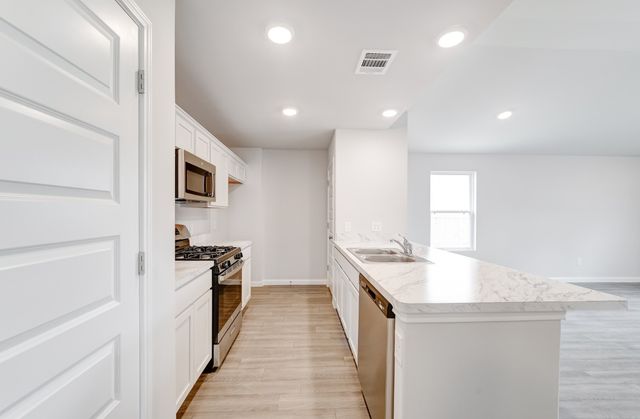122 Kylie Street, Cleburne, TX 76031