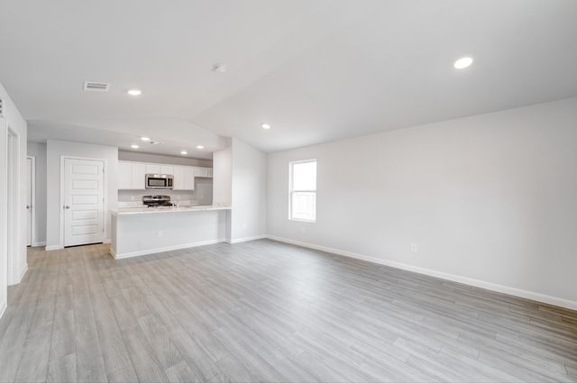 122 Kylie Street, Cleburne, TX 76031