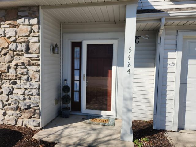 5424 Thornbriar Lane, Fort Wayne, IN 46835