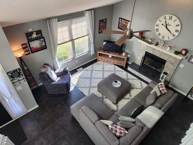 5424 Thornbriar Lane, Fort Wayne, IN 46835