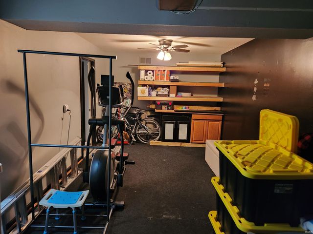 5424 Thornbriar Lane, Fort Wayne, IN 46835