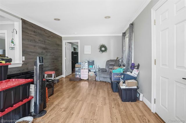 9439 Garforth Drive, White Lake Charter Township, MI 48386