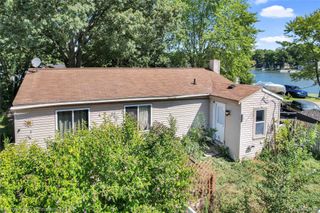 9439 Garforth Drive, White Lake Charter Township, MI 48386