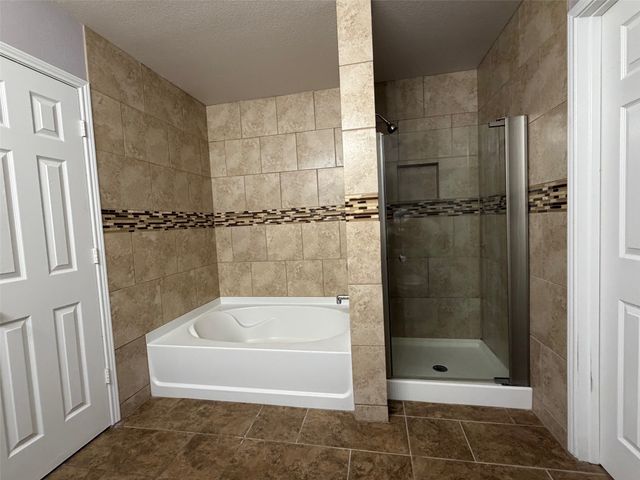 4600 Mountain Oak Street, Fort Worth, TX 76244