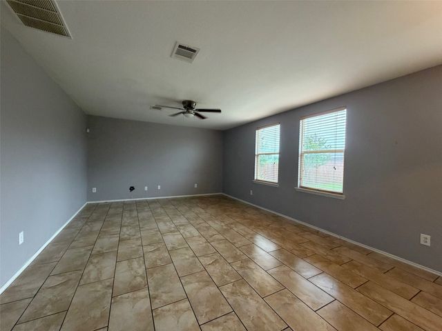 4600 Mountain Oak Street, Fort Worth, TX 76244