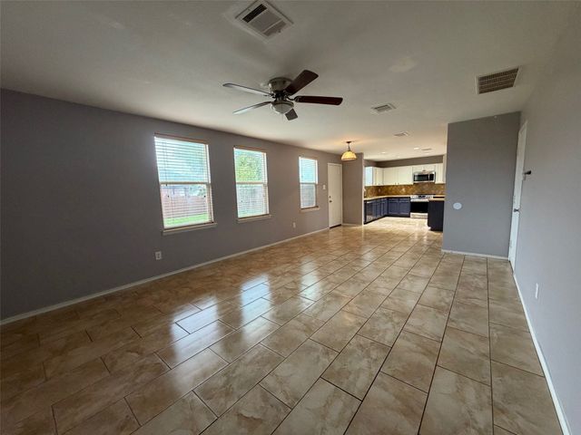 4600 Mountain Oak Street, Fort Worth, TX 76244