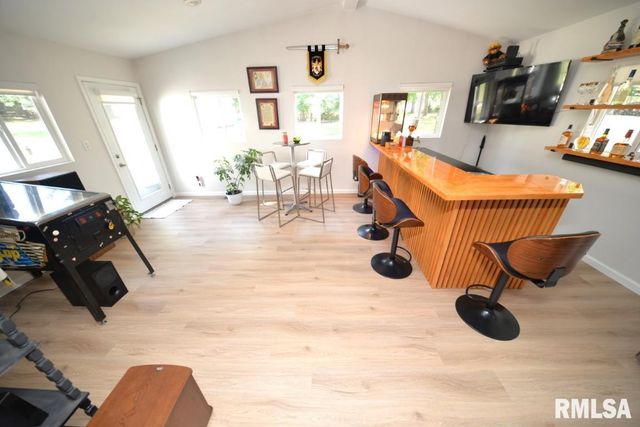 4211 FOX CREEK Street, Mt Vernon, IL 62864