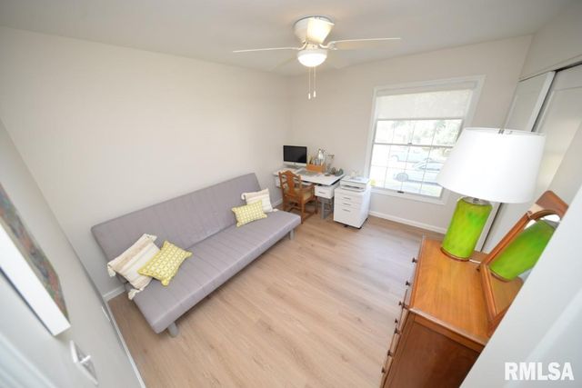 4211 FOX CREEK Street, Mt Vernon, IL 62864