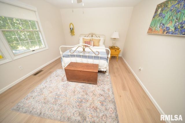 4211 FOX CREEK Street, Mt Vernon, IL 62864