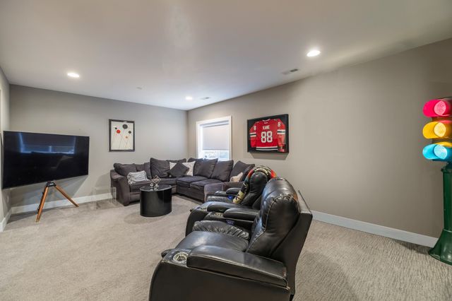 9330 Bellflower Lane, Norwalk, IA 50211