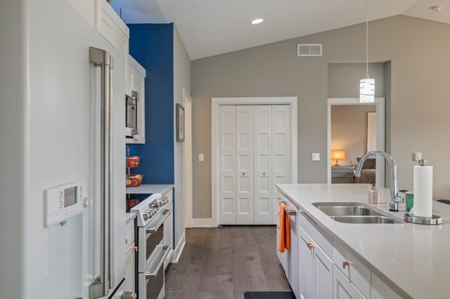 9330 Bellflower Lane, Norwalk, IA 50211