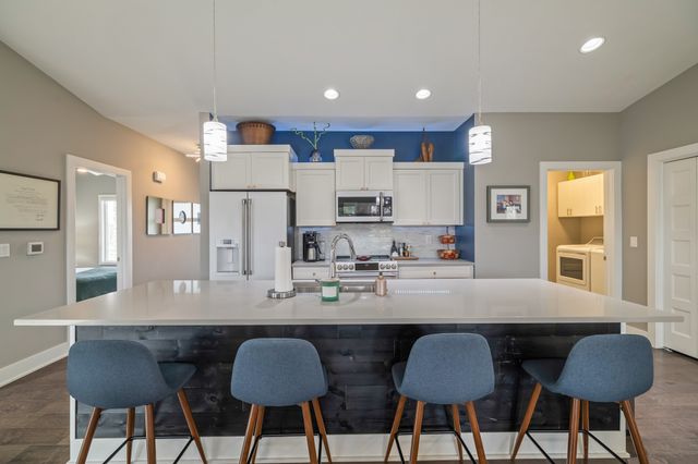 9330 Bellflower Lane, Norwalk, IA 50211