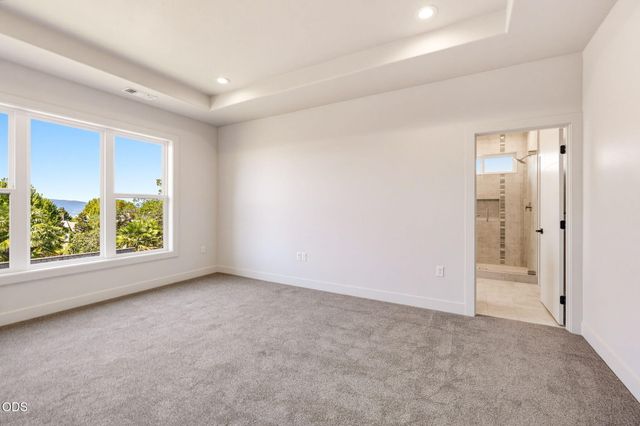 5609 Fallbrook Lane, Medford, OR 97504