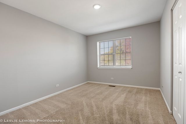 313 CROMWELL Court, Westmont, IL 60559