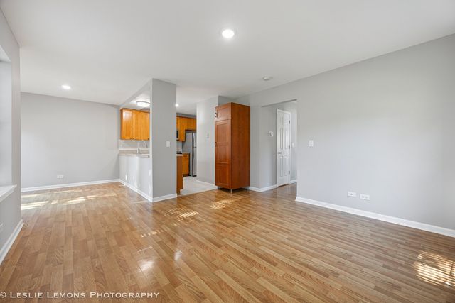 313 CROMWELL Court, Westmont, IL 60559