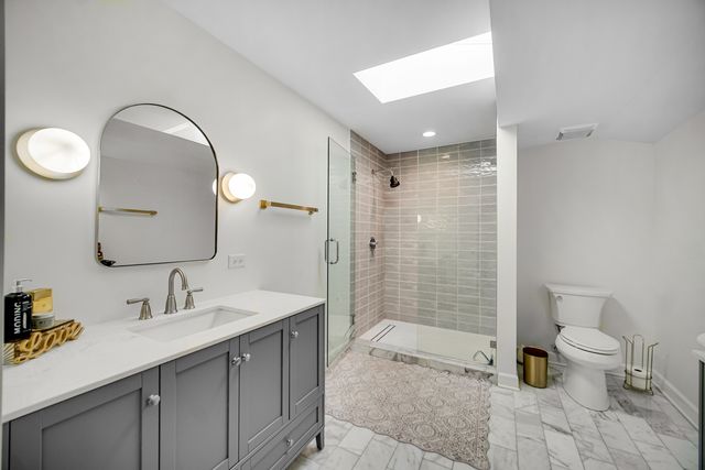 209 S Chase Street, Wheaton, IL 60187