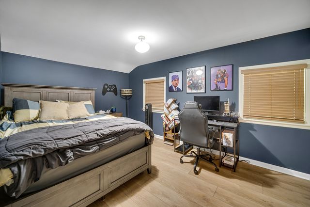 209 S Chase Street, Wheaton, IL 60187
