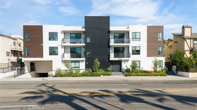 7510 Sepulveda Boulevard 304, Van Nuys, CA 91405
