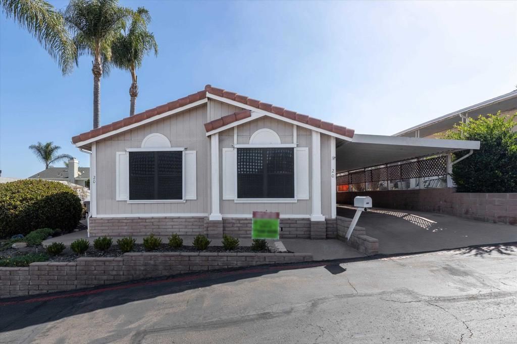 1333 Olive Ave #20, Vista, CA 92083 — exterior