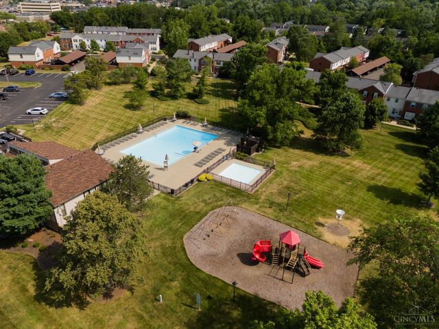 3211 Heritage Square Dr, Colerain Twp, OH 45251