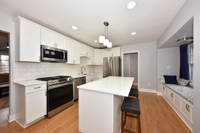 3012 N 70th STREET, Milwaukee, WI 53210