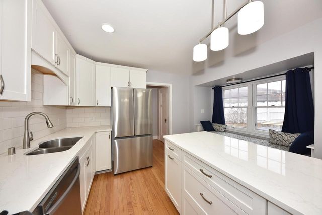 3012 N 70th STREET, Milwaukee, WI 53210