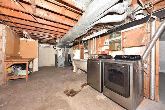 3012 N 70th STREET, Milwaukee, WI 53210