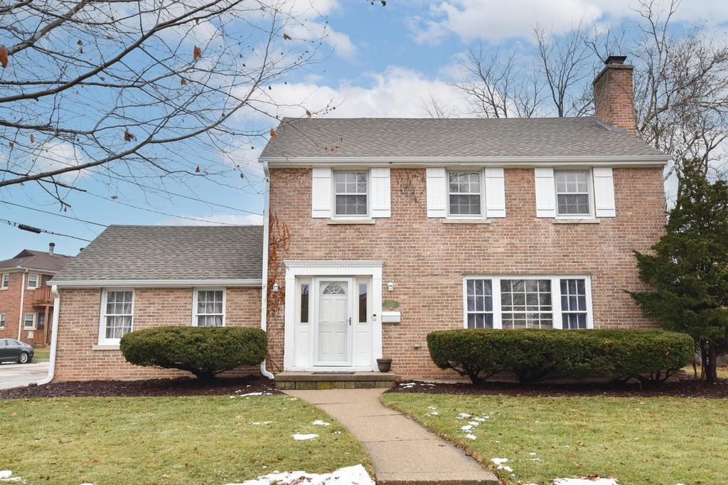 3012 N 70th STREET, Milwaukee, WI 53210