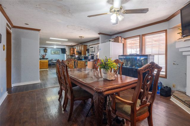 12463 Plum Drive, Lindale, TX 75771