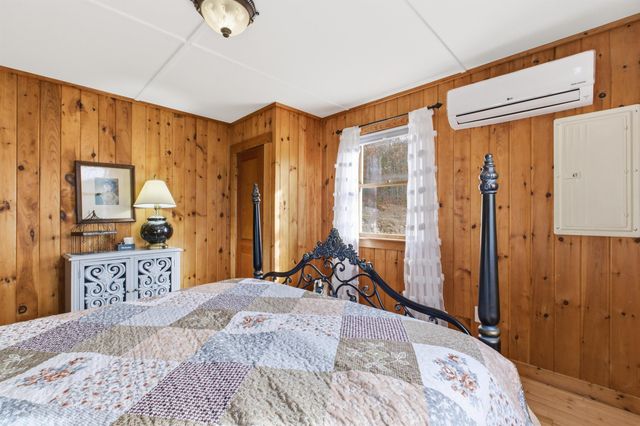 106 Middleton Road, Wolfeboro, NH 03894