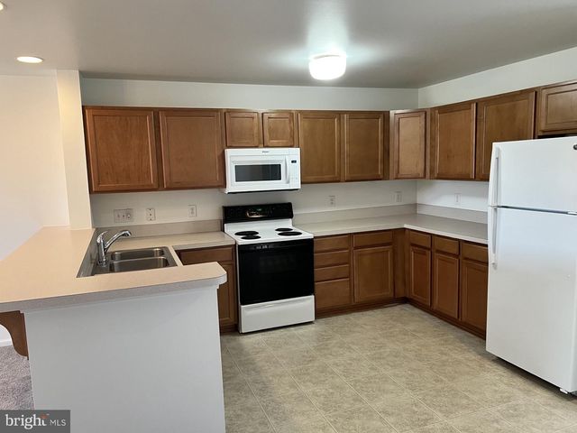 1880 CONGRESSIONAL VILLAGE DR, Middletown, DE 19709