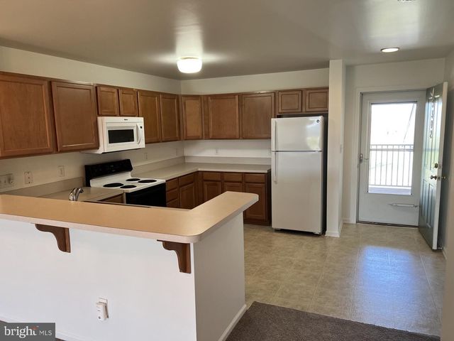 1880 CONGRESSIONAL VILLAGE DR, Middletown, DE 19709