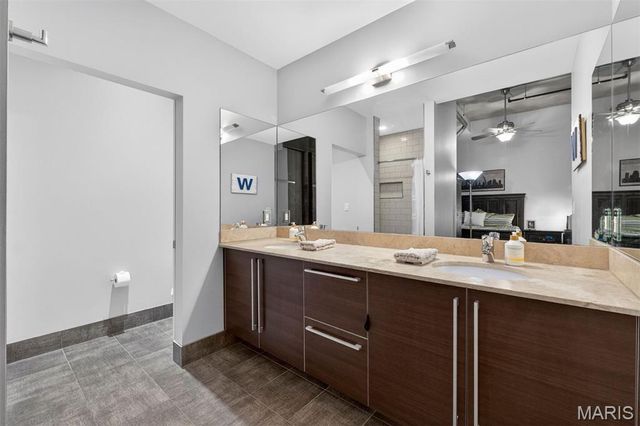 4100 Forest Park Avenue 206, St Louis, MO 63108