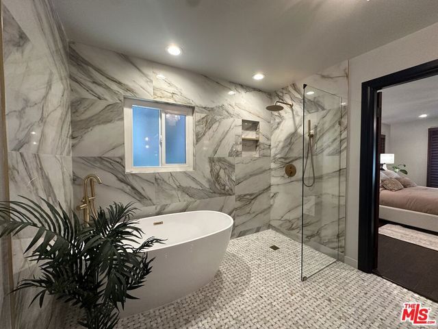 636 N Curson Avenue, Los Angeles, CA 90036