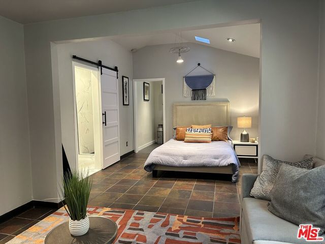 636 N Curson Avenue, Los Angeles, CA 90036