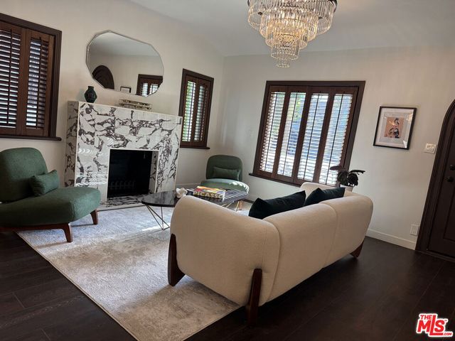 636 N Curson Avenue, Los Angeles, CA 90036