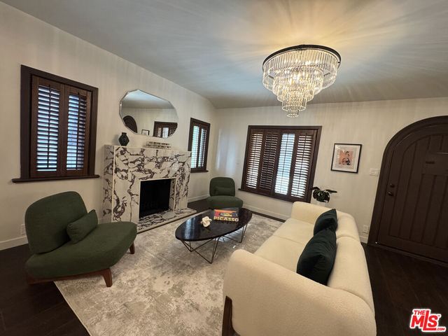636 N Curson Avenue, Los Angeles, CA 90036
