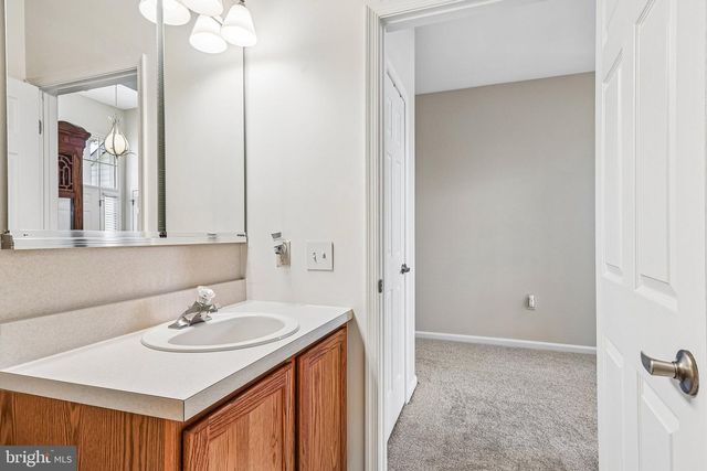 38 WAGON WHEEL LN, Columbus, NJ 08022