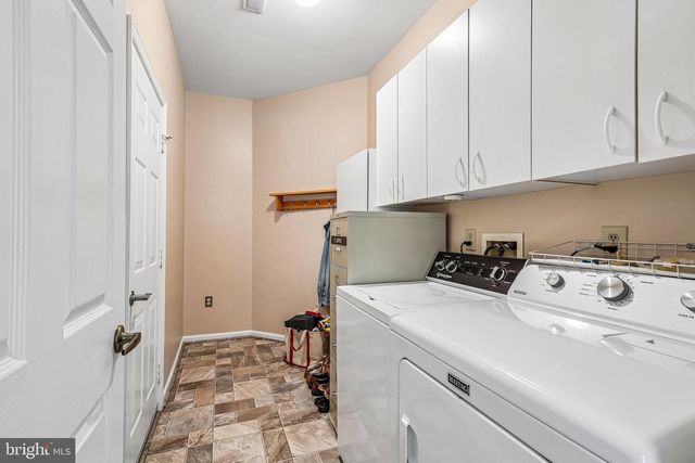 38 WAGON WHEEL LN, Columbus, NJ 08022