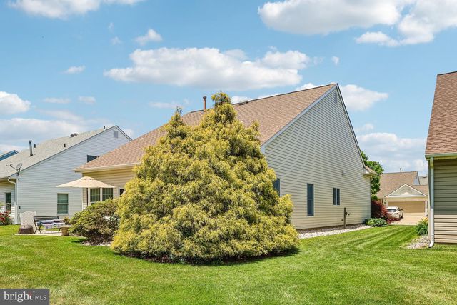 38 WAGON WHEEL LN, Columbus, NJ 08022