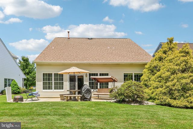 38 WAGON WHEEL LN, Columbus, NJ 08022