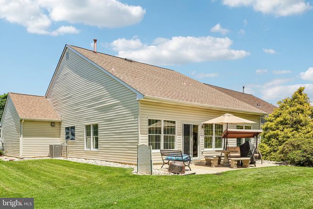 38 WAGON WHEEL LN, Columbus, NJ 08022