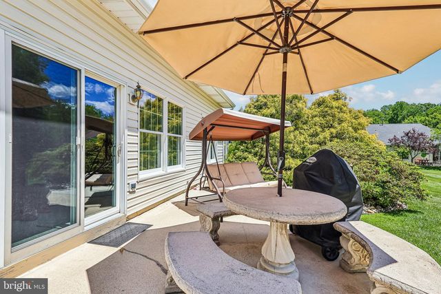 38 WAGON WHEEL LN, Columbus, NJ 08022
