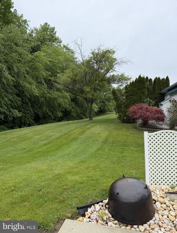 38 WAGON WHEEL LN, Columbus, NJ 08022