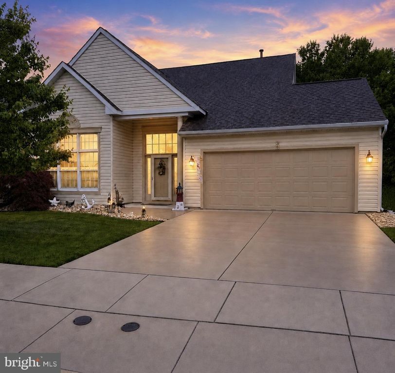 38 WAGON WHEEL LN, Columbus, NJ 08022