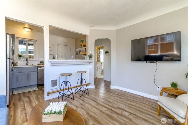 606 S 61st Street, Tacoma, WA 98408