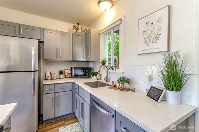 606 S 61st Street, Tacoma, WA 98408